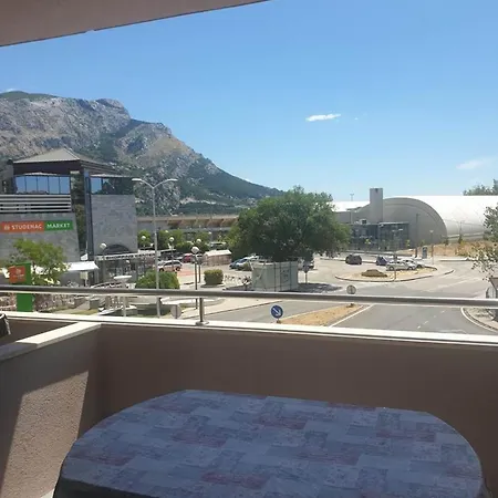 Sunny Near The Sandy Guest house Omis